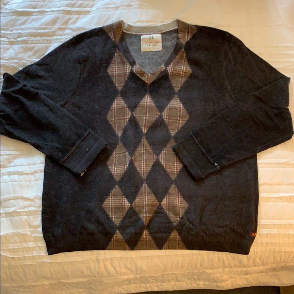 Banana Republic Heritage, argyle v-neck sweater XL